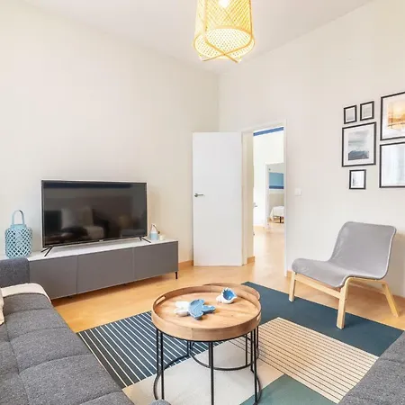 Flatguest Blue Апартаменты